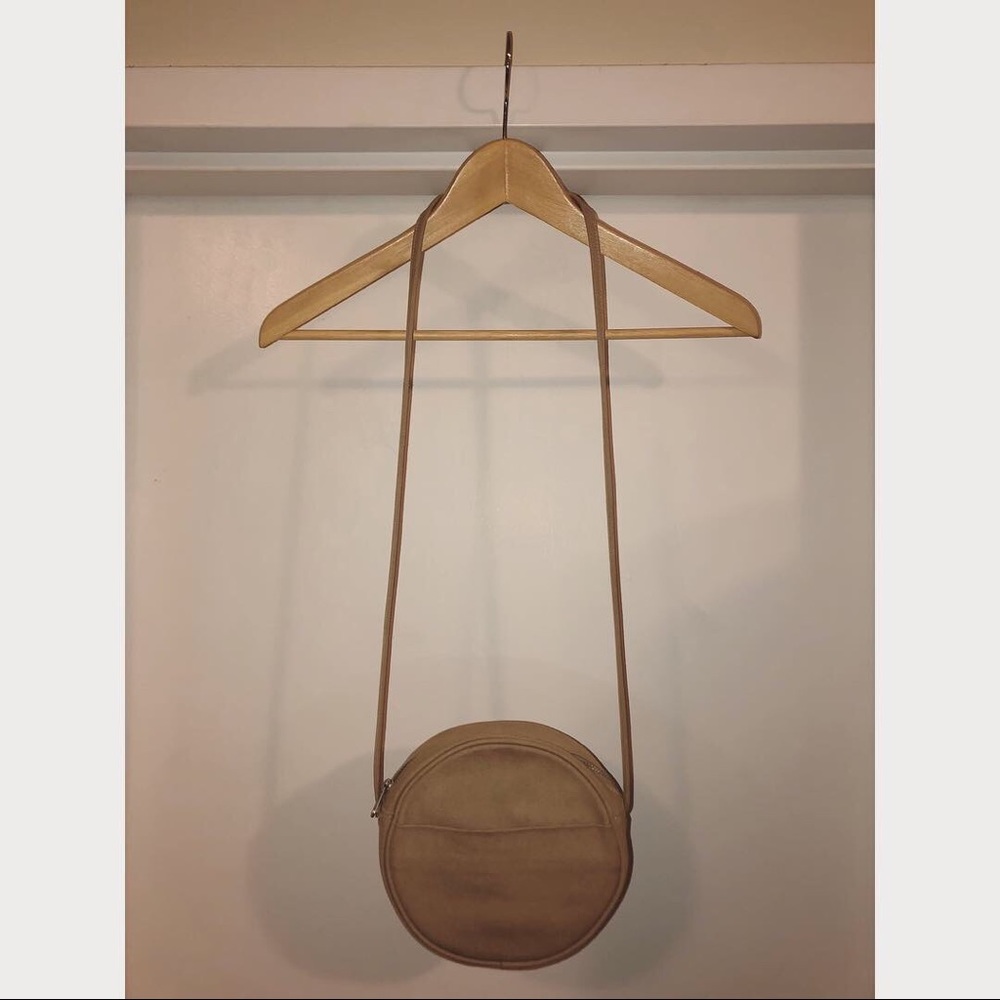 BAGGU Canvas Circle Purse with Long Strap